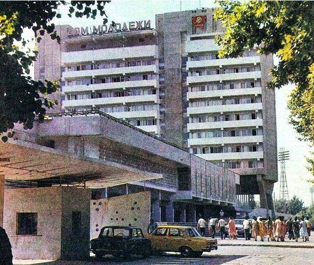 Ilkhom Theater, Shodlik Hotel