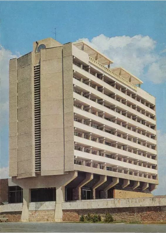 Ilkhom Theater, Shodlik Hotel